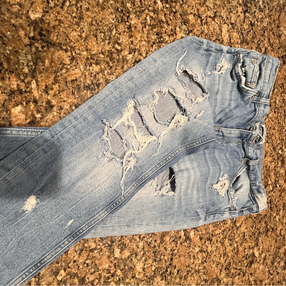 Zara Blue Boyfriend Jeans Distressed Vintage Look